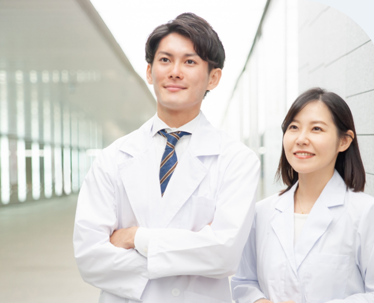 情報発信も法令対応もこれひとつで MediPeak Pharmacy